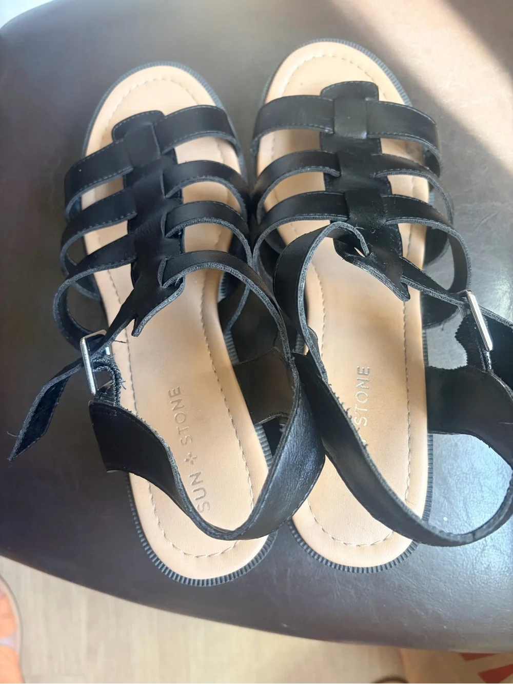 Aun Stone Black Strappy Women's Sandals - size 11